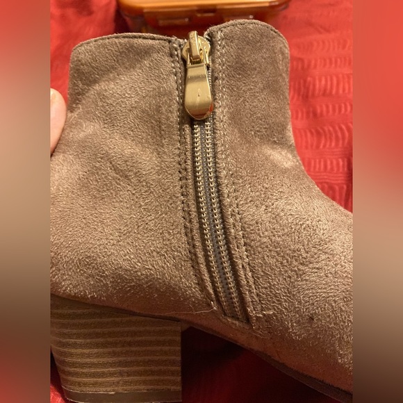 Lov Mark Ankle Booties with fringe - Picture 4 of 9